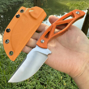 Couteau Bushcraft Orange
